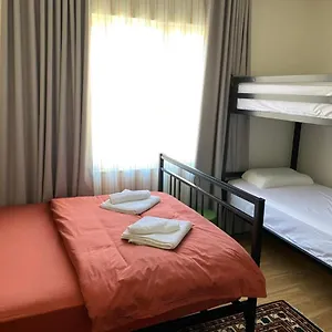 Vanilla Sky Boutique Albergue Tirana