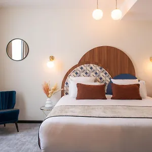 Hotel Helussi, Paris