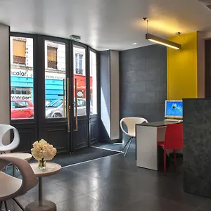 Des Métallos Hotel
